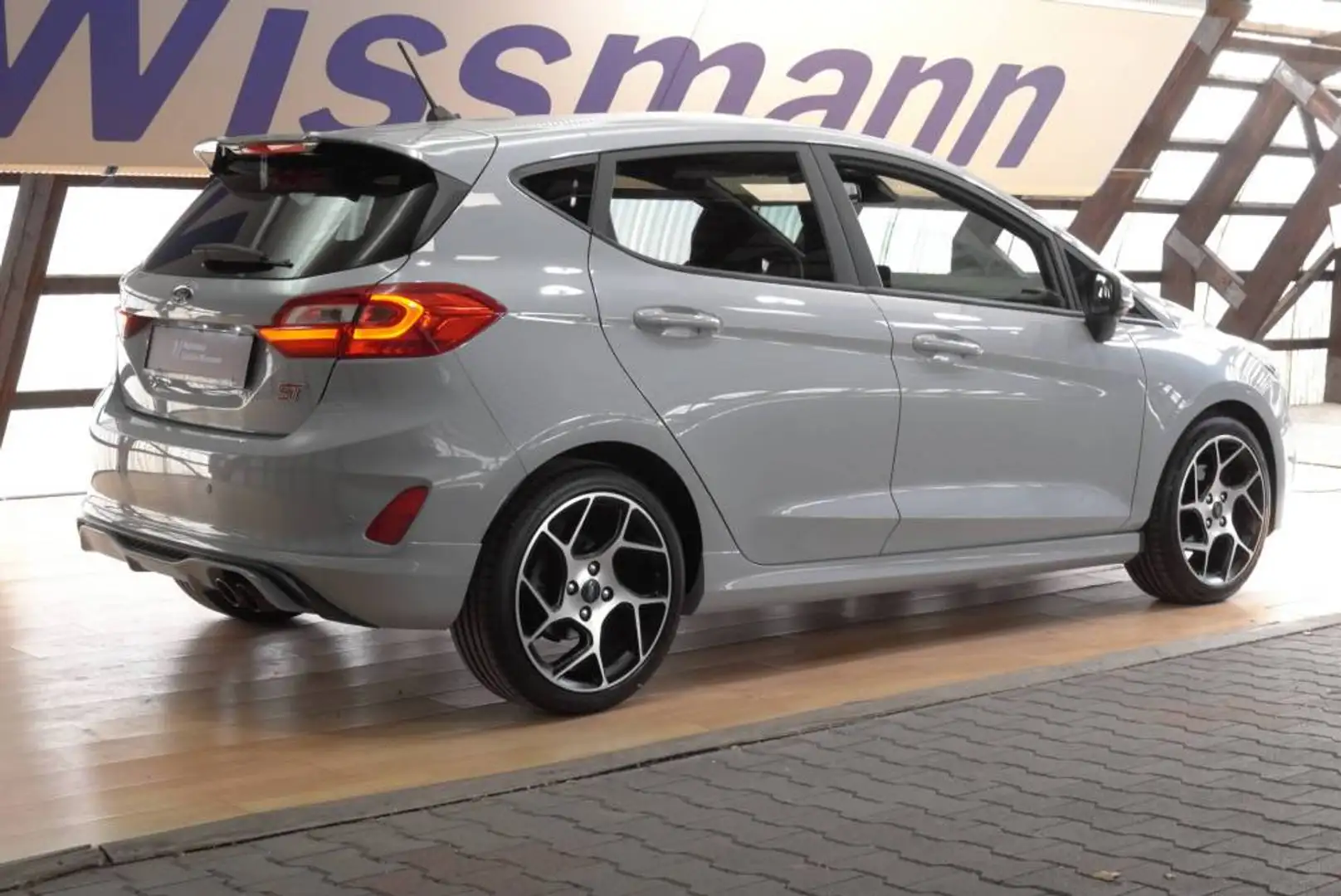 Ford Fiesta FIESTA ST EcoBoost 1.5 5-türig sehr gepflegt Grijs - 2