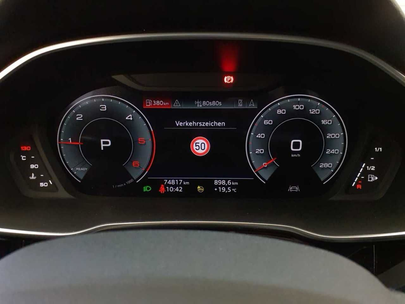 Audi Q3 35 TDI S tronic Sportsitze LED RFK SHZ MMI — photo 6