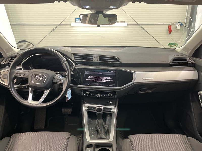 Audi Q3 35 TDI S tronic Sportsitze LED RFK SHZ MMI — photo 5