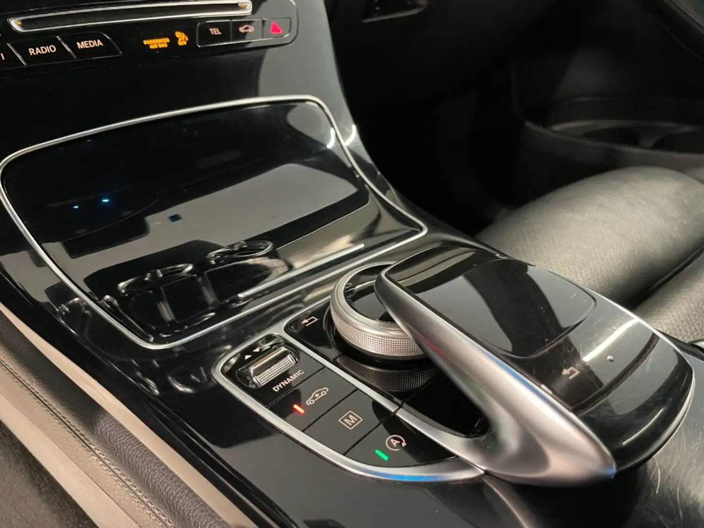 Mercedes-Benz GLC 250 2.0 d 4Matic 210 CV Coupè Premium Schwarz - 2