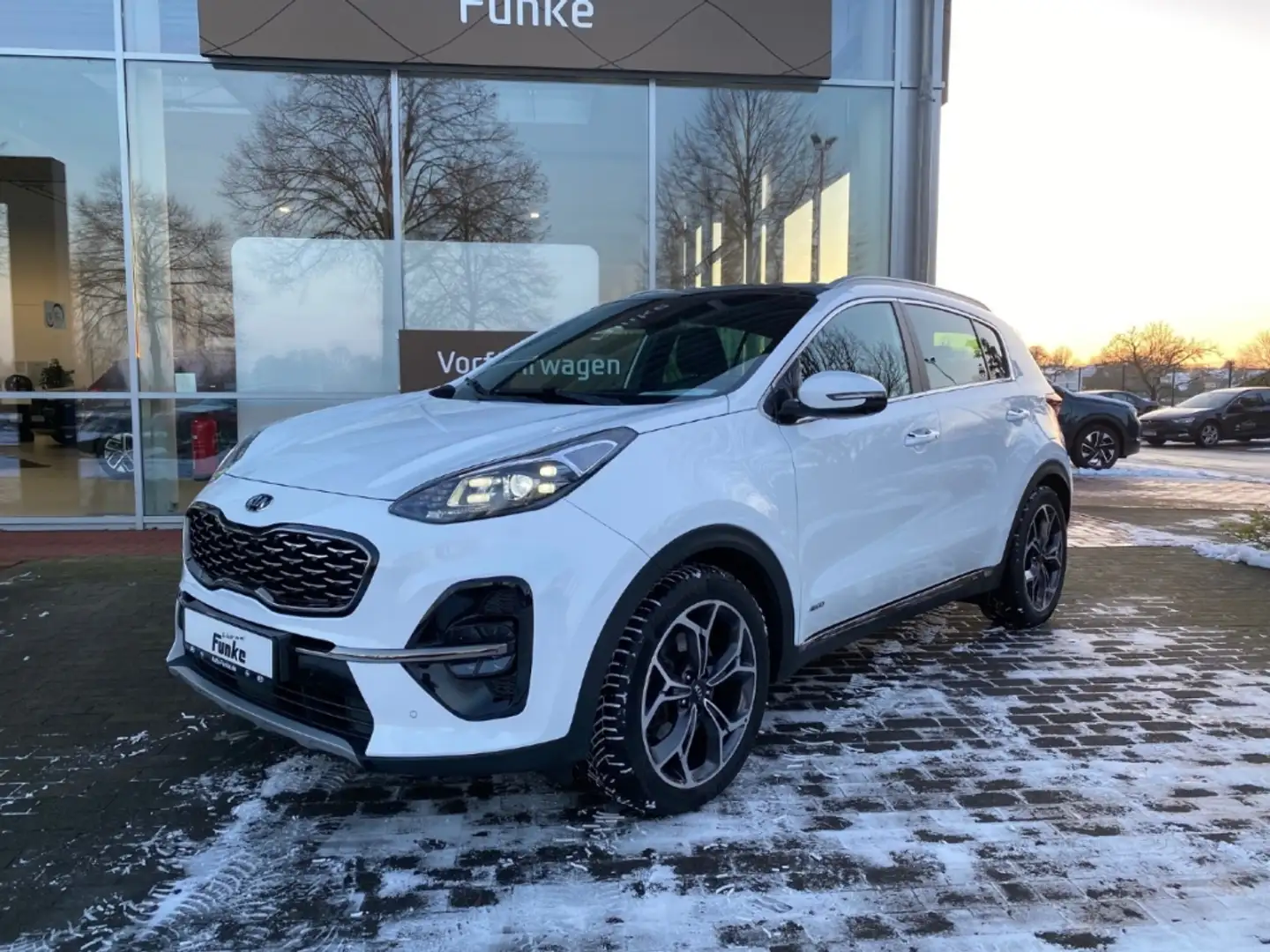 Kia Sportage GT-Line Diesel AT 4WD 2.0 CRDi Mild Hybrid EU6d-T Weiß - 1