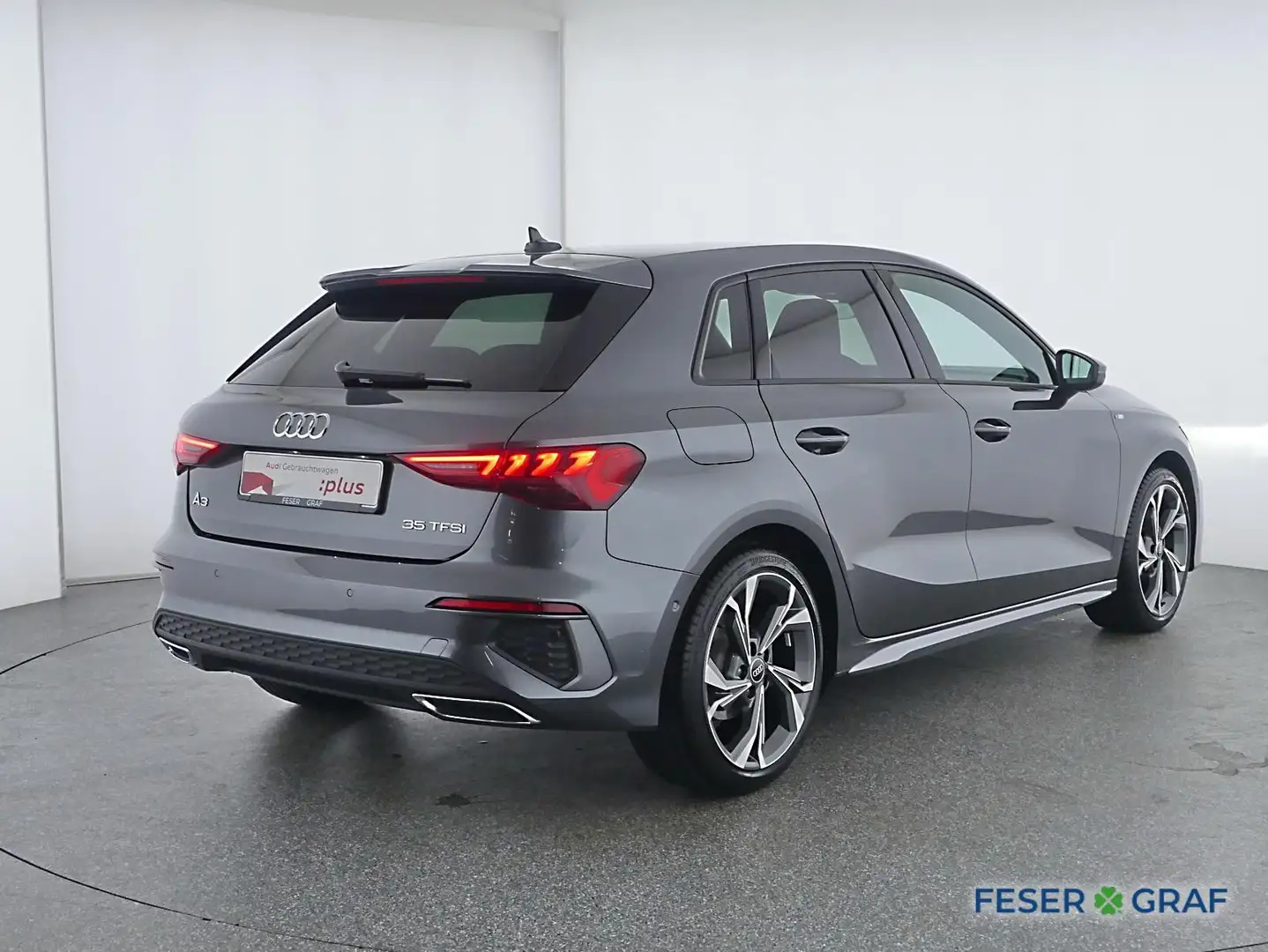 Audi A3 S line 35 TFSI S tronic LED/ Navi Plus/ virtual Co Grau - 2