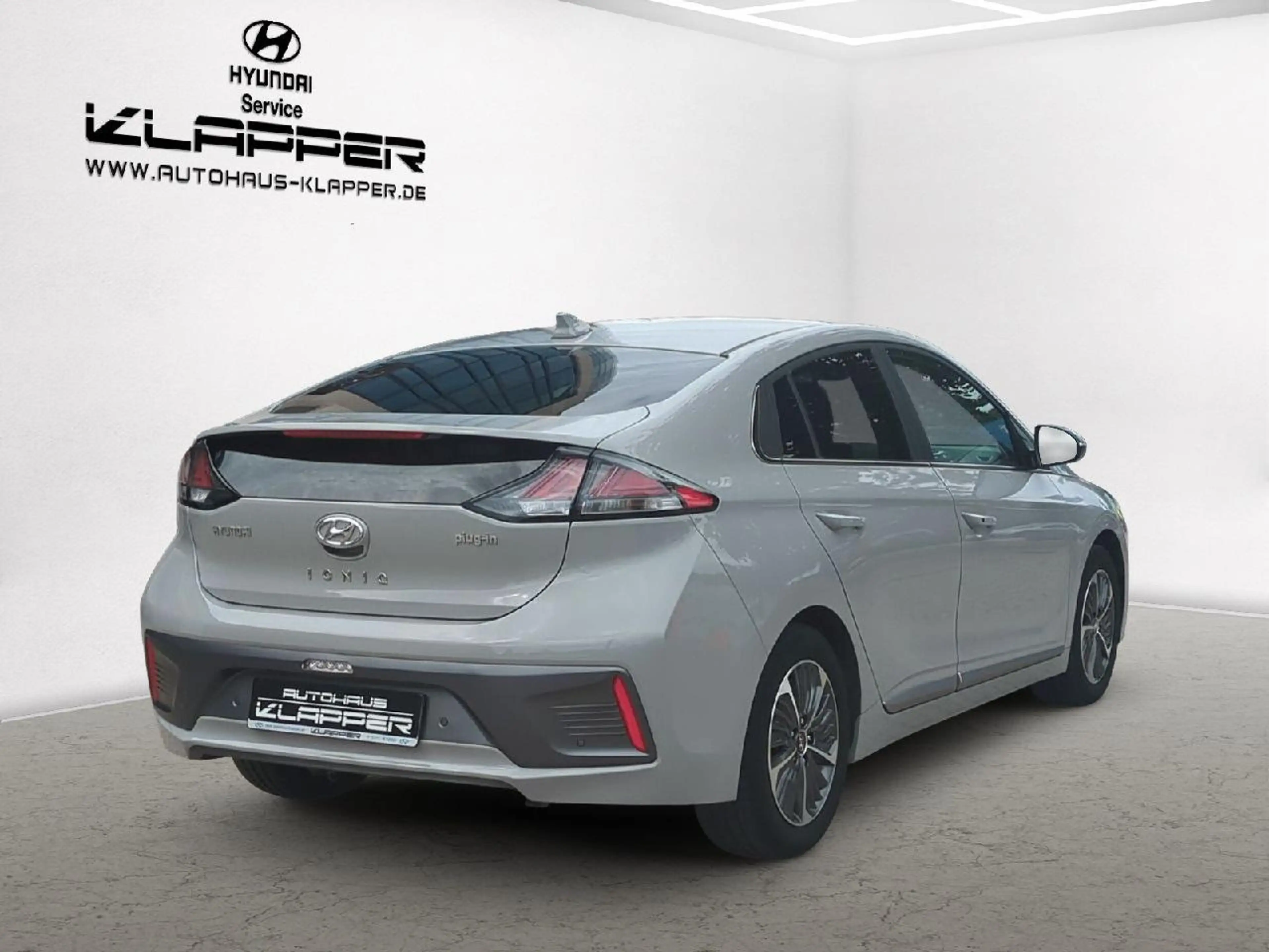 Hyundai IONIQ Advantage Plug-In Hybrid — photo 4