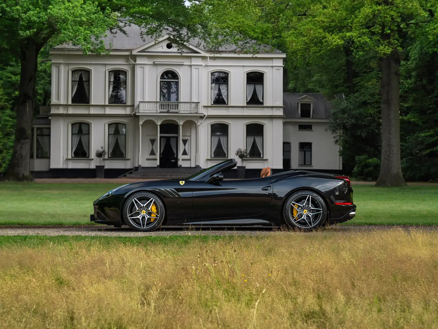 Ferrari California 3.9 T HELE | Lift | Camera | Full carbon Zwart - 1