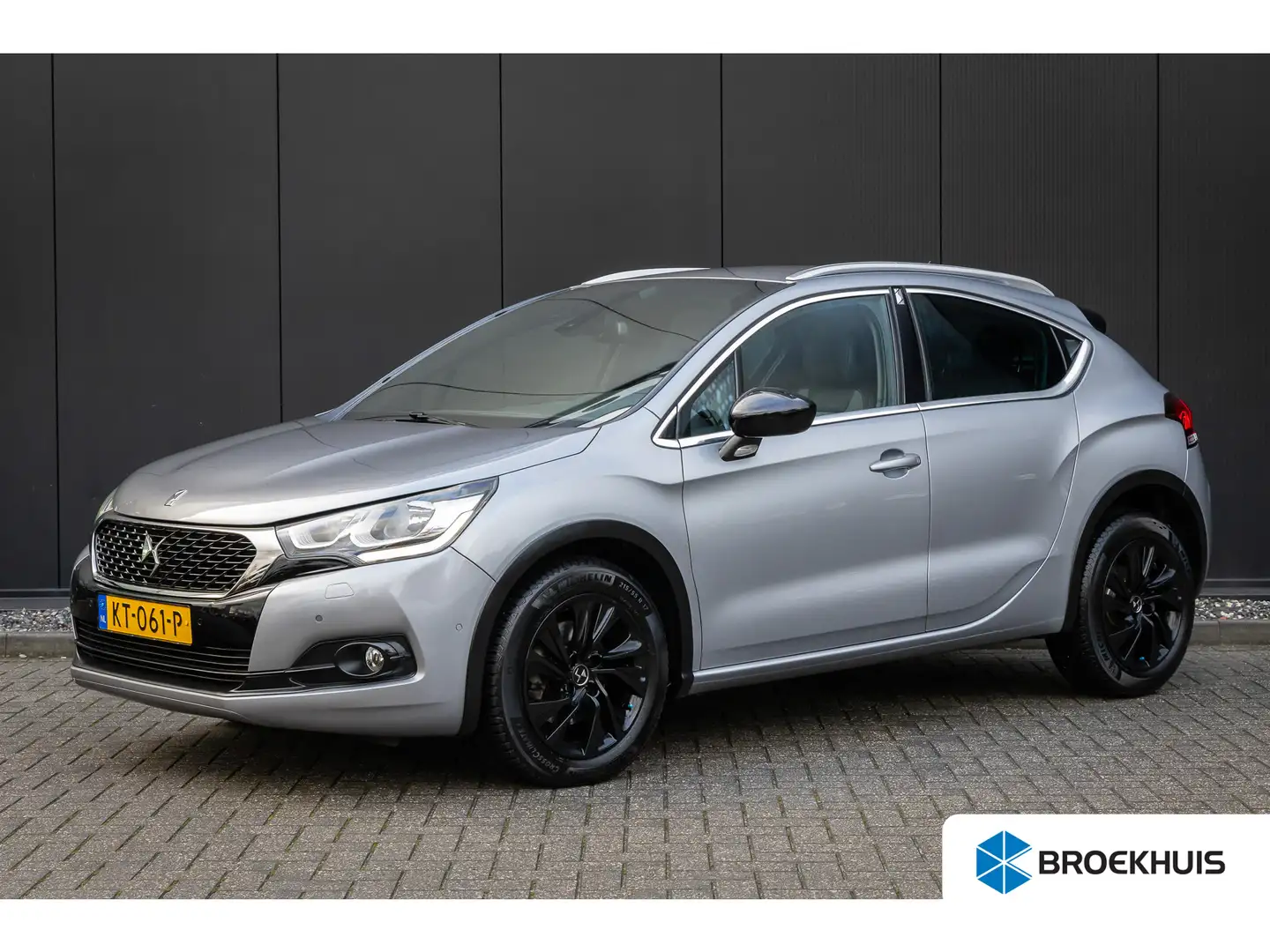 DS Automobiles DS 4 Crossback 1.6 AUTOMAAT Chic | Trekhaak | 4-Season banden | A Gris - 1