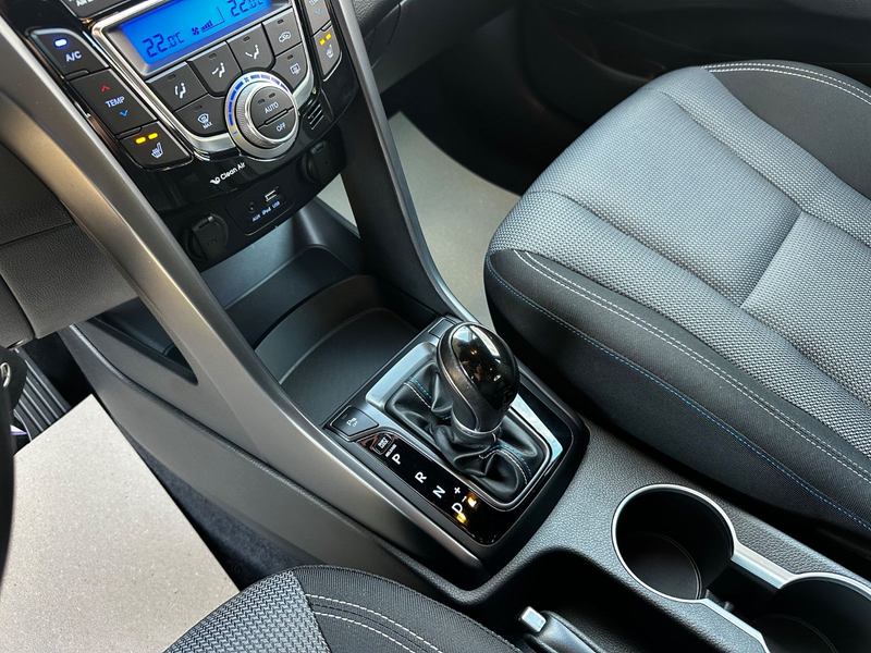 Hyundai i30 blue Passion Plus "KAMERA"NAVI"SHZ"LHZ" — photo 17