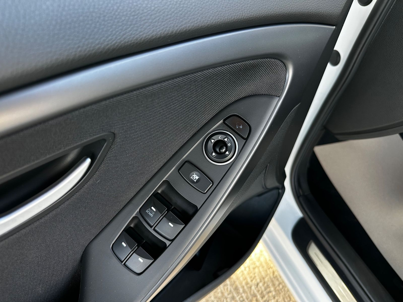 Hyundai i30 blue Passion Plus "KAMERA"NAVI"SHZ"LHZ" — photo 12