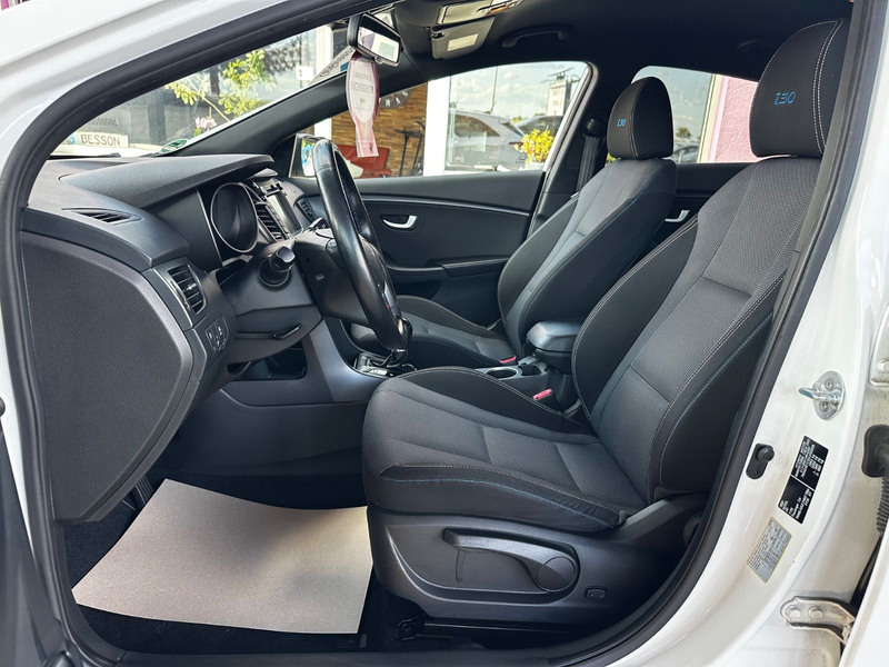 Hyundai i30 blue Passion Plus "KAMERA"NAVI"SHZ"LHZ" — photo 13