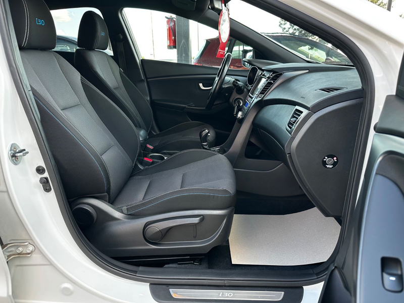 Hyundai i30 blue Passion Plus "KAMERA"NAVI"SHZ"LHZ" — photo 19