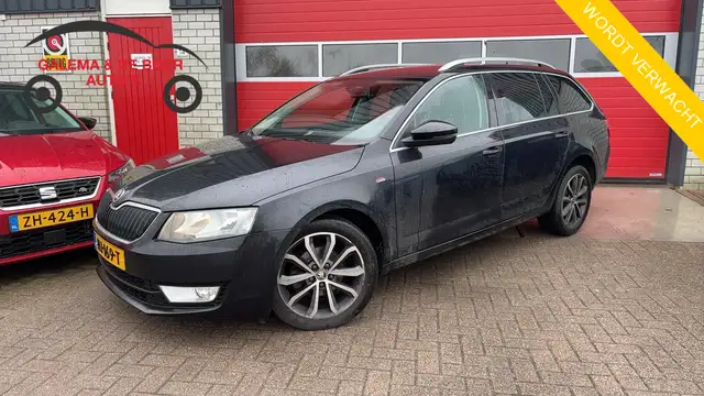 Skoda Octavia Combi 1.6 TDI Greentech Edition Businessline TREKH