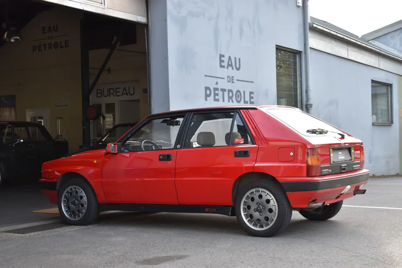 Lancia Delta HF Integrale 8V, foto 6