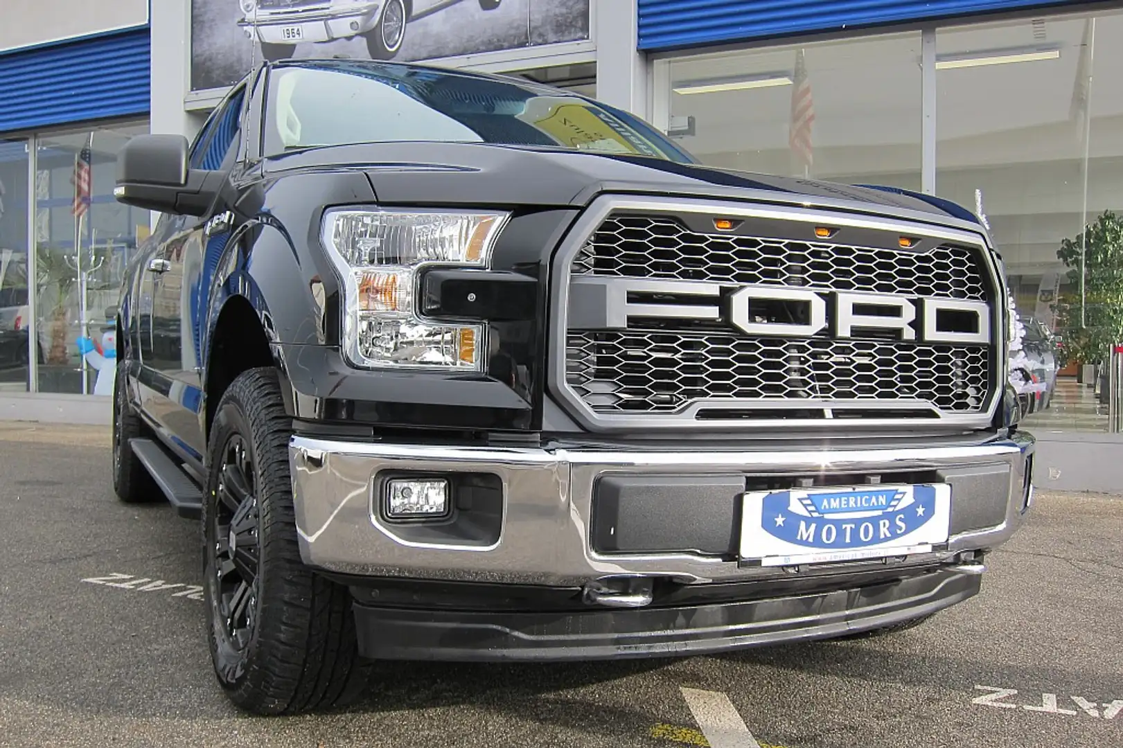 Ford F 150 F-150 XLT Supercab Raptor Style VORSTEUER Czarny - 1