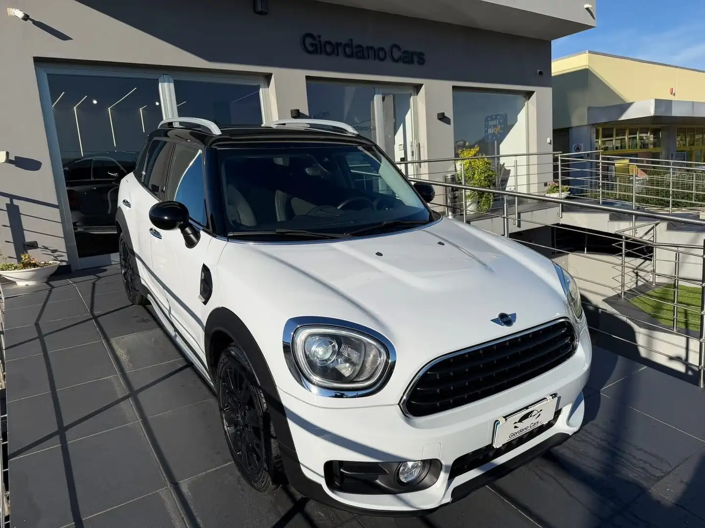 MINI Cooper D Countryman 2.0 Hype auto my18 Bianco - 1