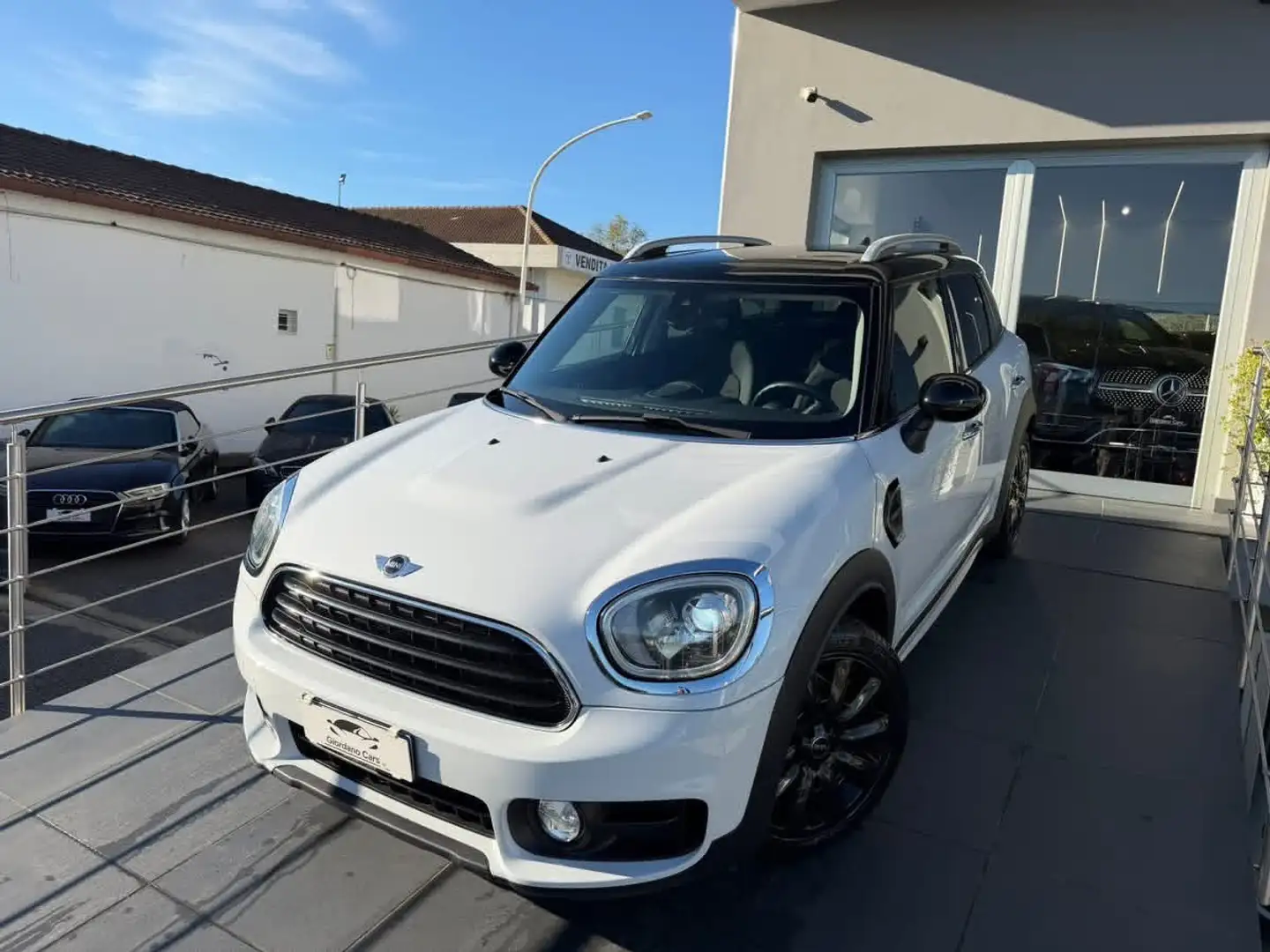 MINI Cooper D Countryman 2.0 Hype auto my18 Bianco - 2