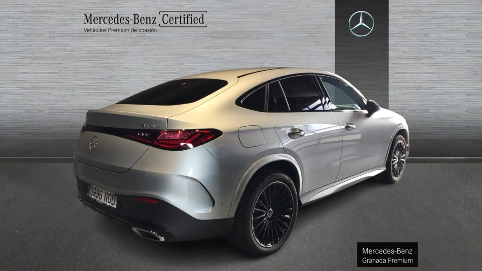 Mercedes-Benz GLC 300 COUPE GLC-CLASS DE 4MATIC COUPE - 2