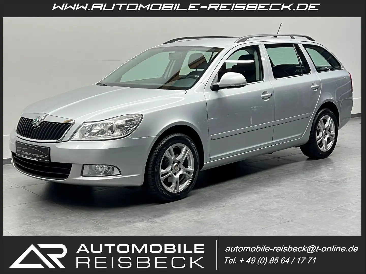 Skoda Octavia Combi 1.6 TDI*Ambition*Navi*Sitzhzg.* Silber - 1