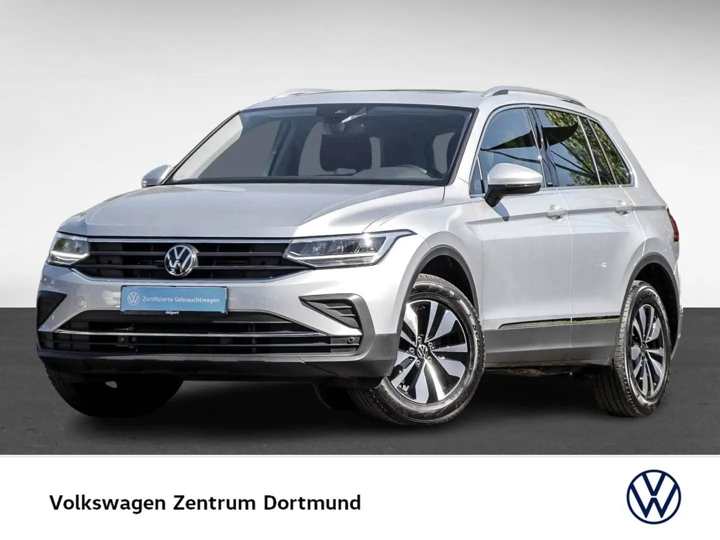 Volkswagen Tiguan 1.5 MOVE KAMERA PANO ACC eKLAPPE NAVI Argintiu - 2