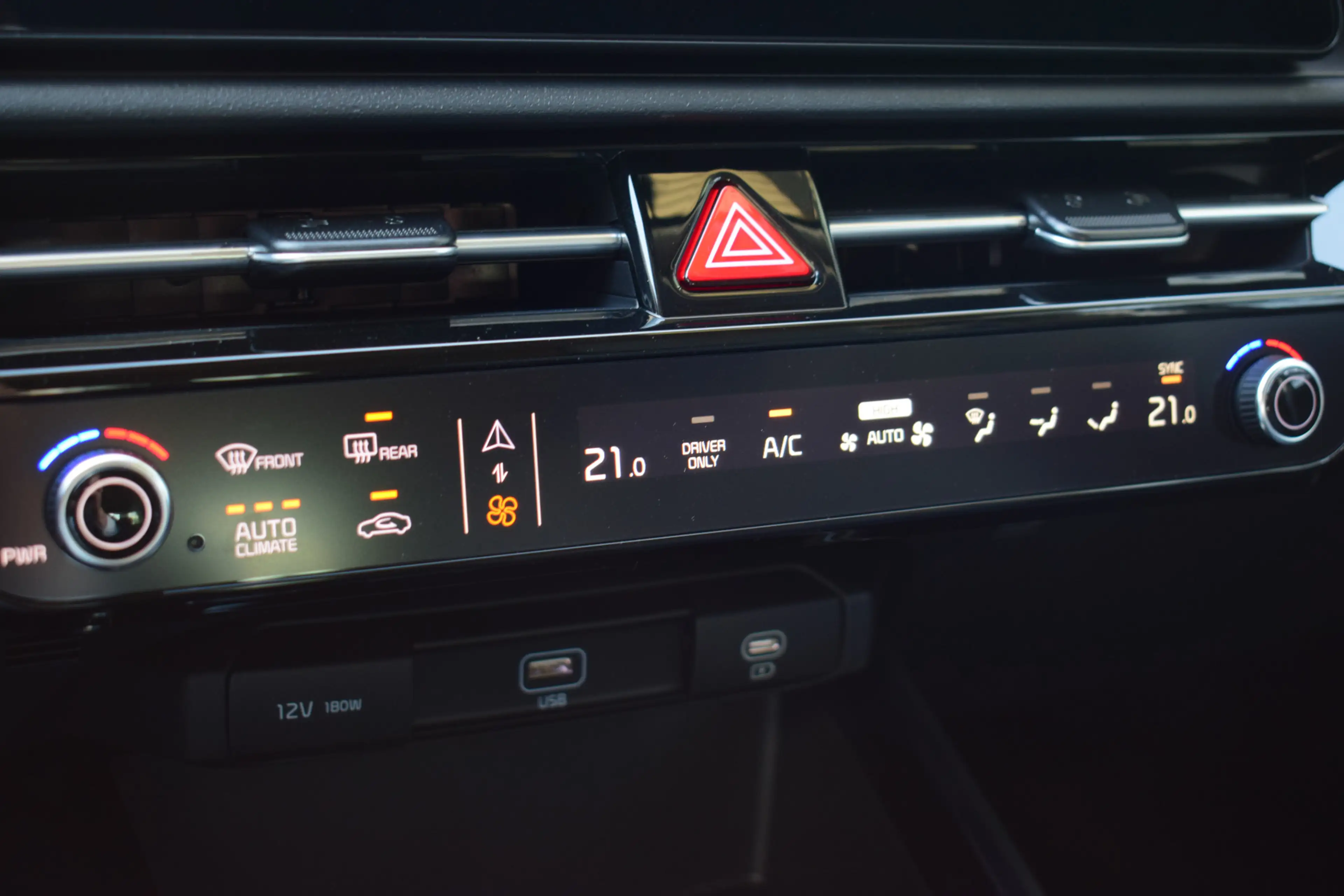Kia e-Niro EV Light 64.8 kWh | Stoel-/ Stuurverwarming | Adap — photo 21
