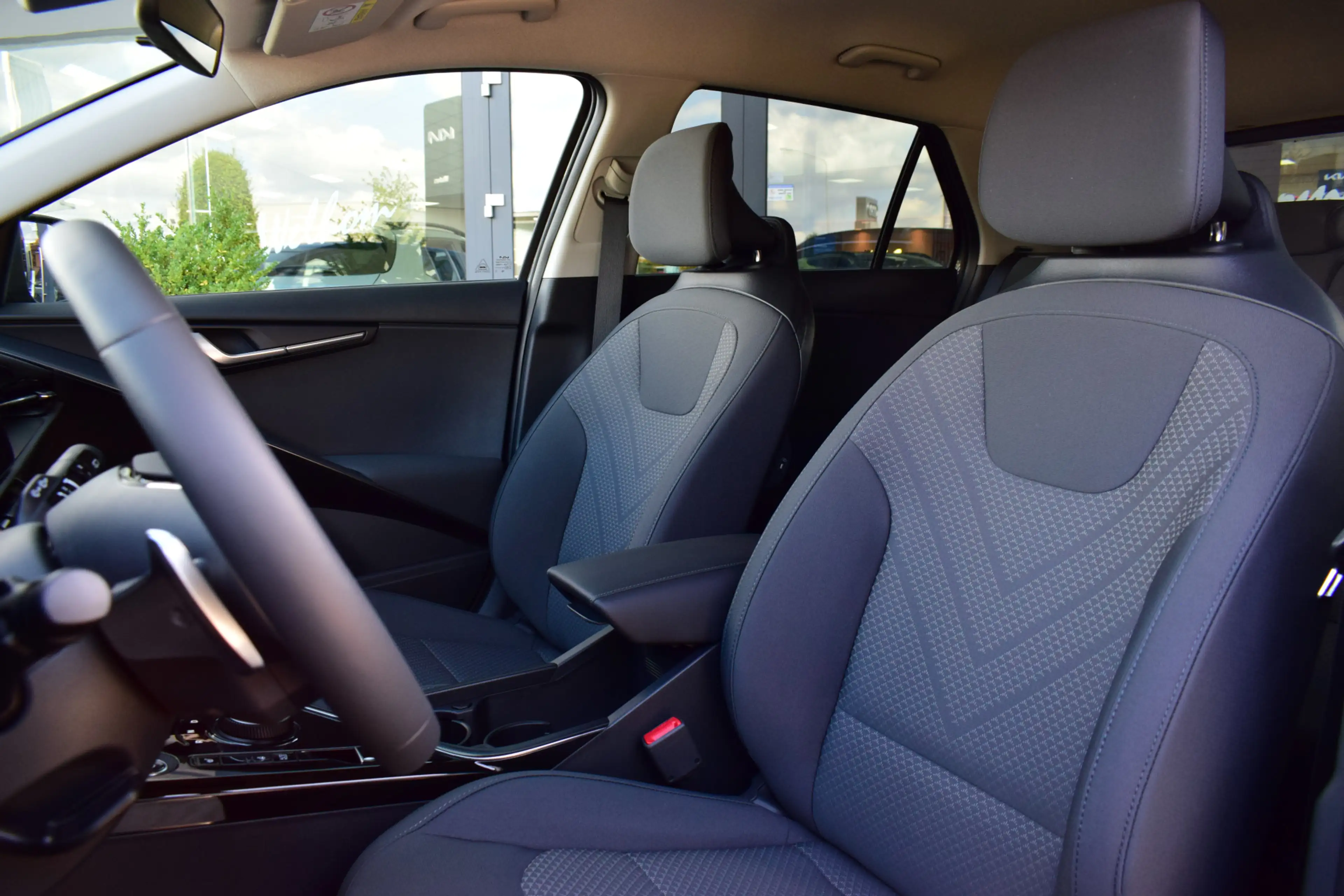 Kia e-Niro EV Light 64.8 kWh | Stoel-/ Stuurverwarming | Adap — photo 8