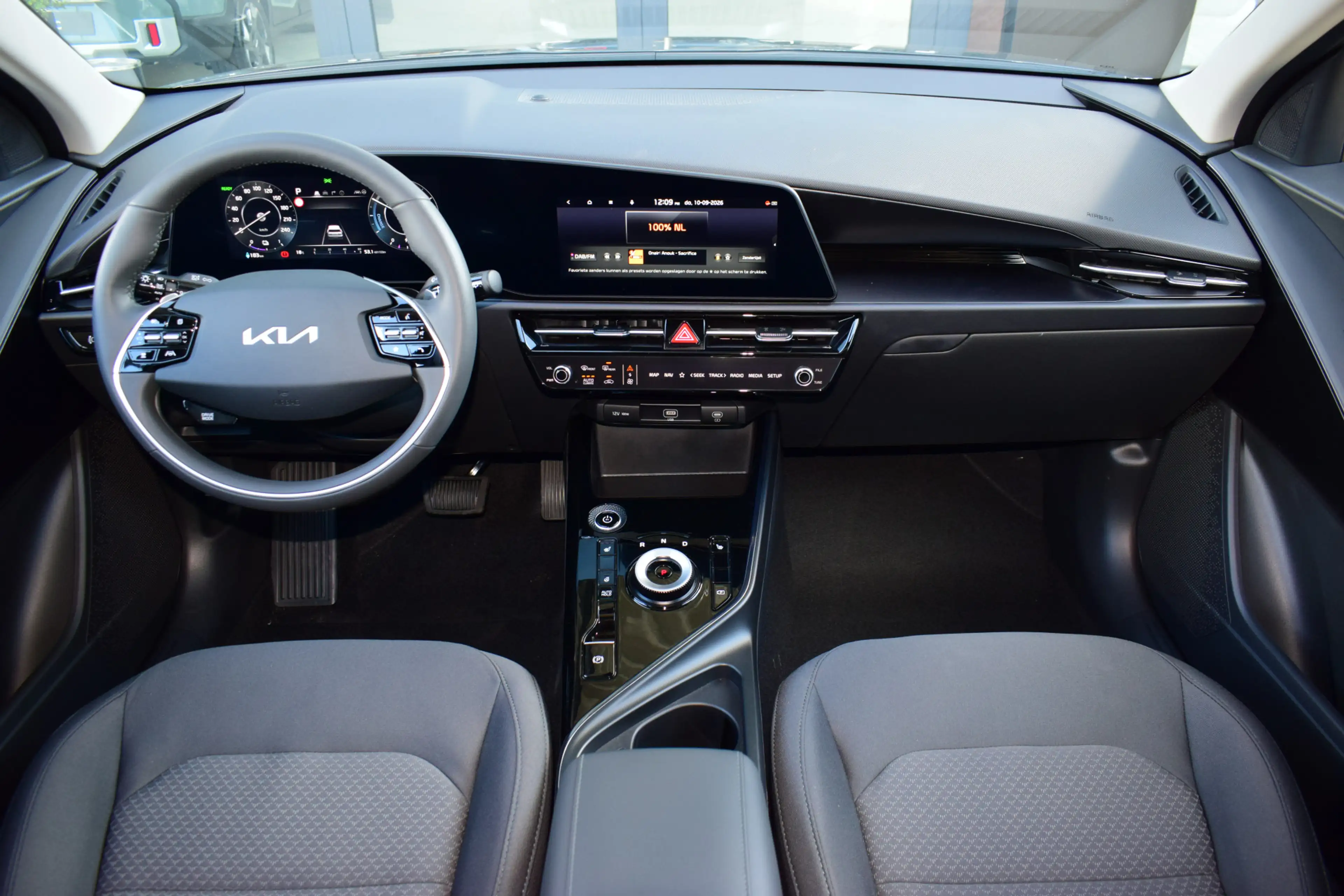 Kia e-Niro EV Light 64.8 kWh | Stoel-/ Stuurverwarming | Adap — photo 3