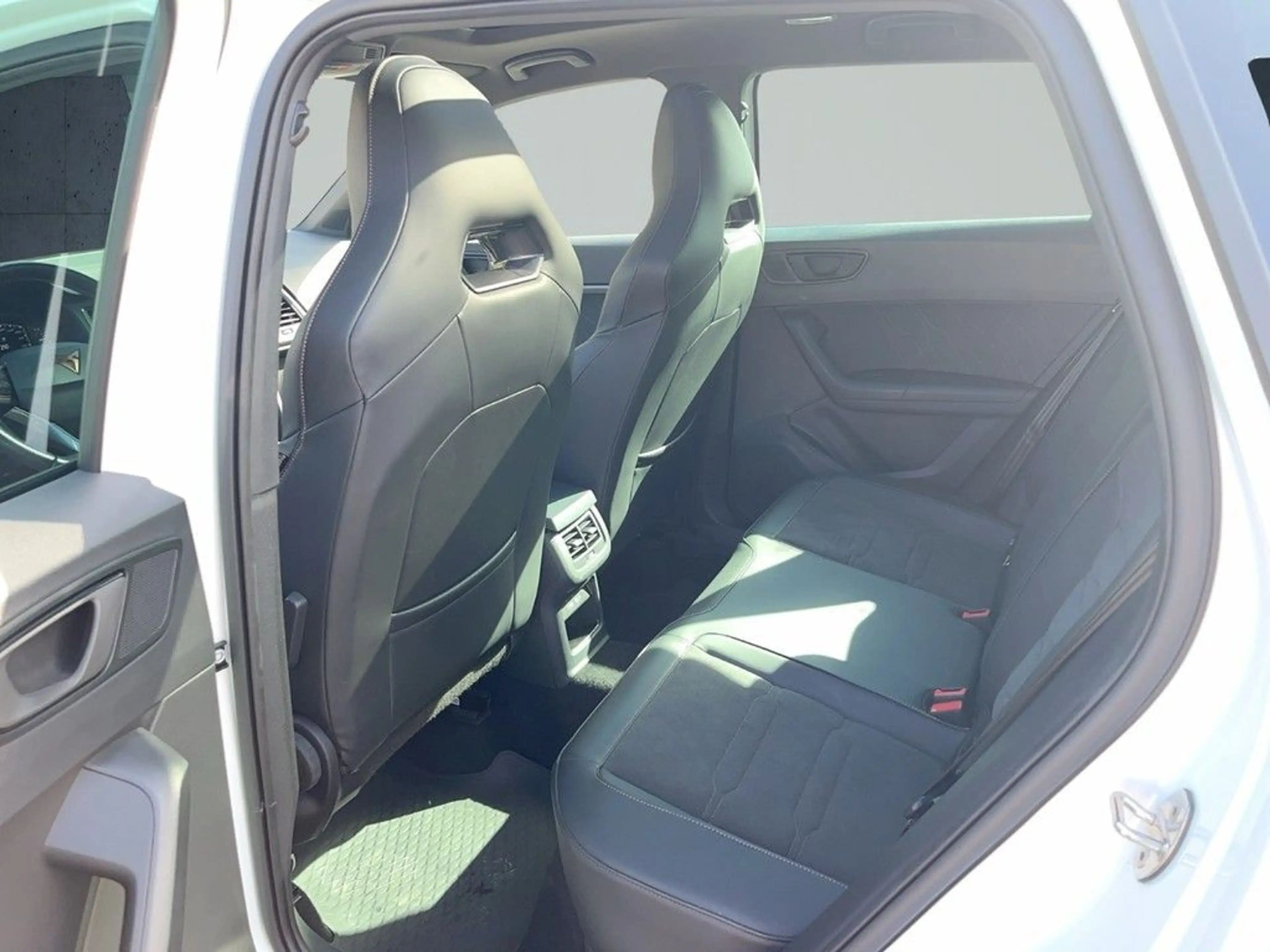 CUPRA Ateca 1.5 TSI DSG Navi LED AHK Pano — photo 13