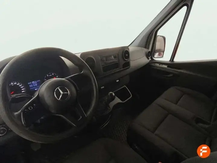 Mercedes-Benz Sprinter 2021, foto 11