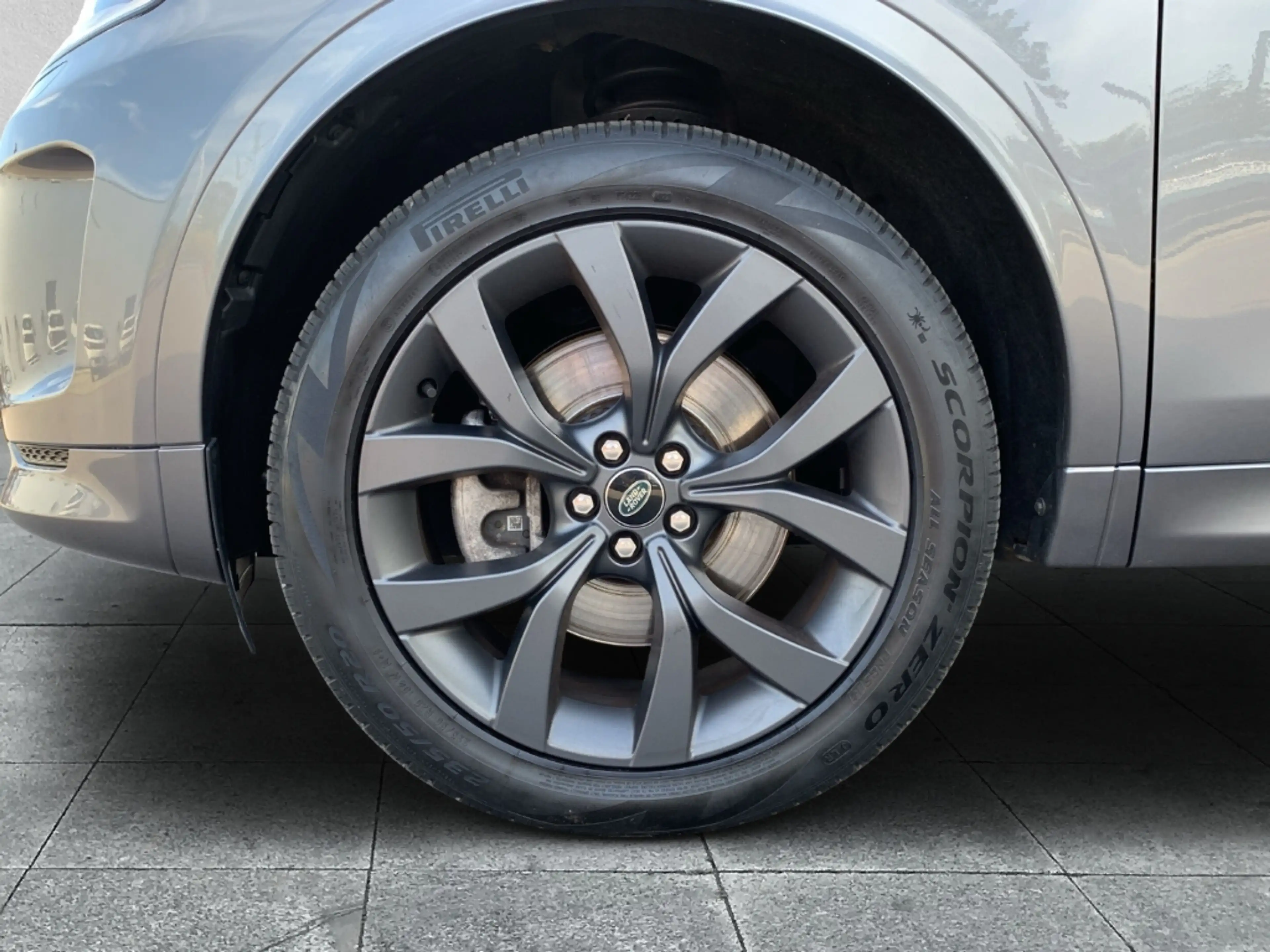 Land Rover Discovery Sport D165 AWD R-DYNAMIC SE ACC+SHZ+LM — photo 9