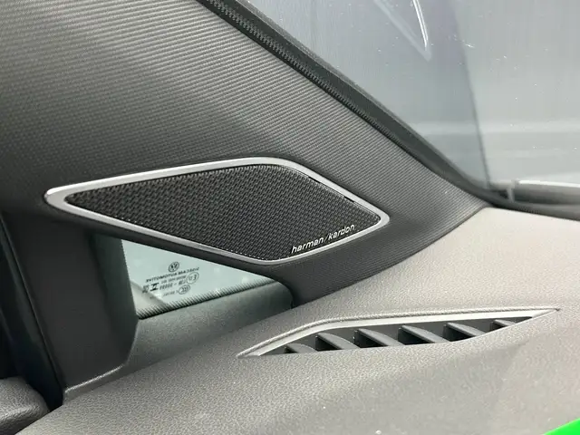 Volkswagen Golf view 19