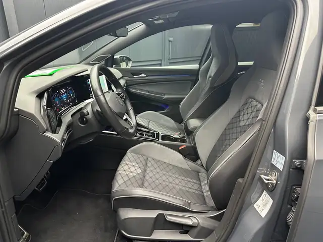 Volkswagen Golf view 14