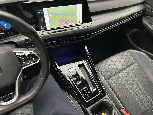 Volkswagen Golf view 20