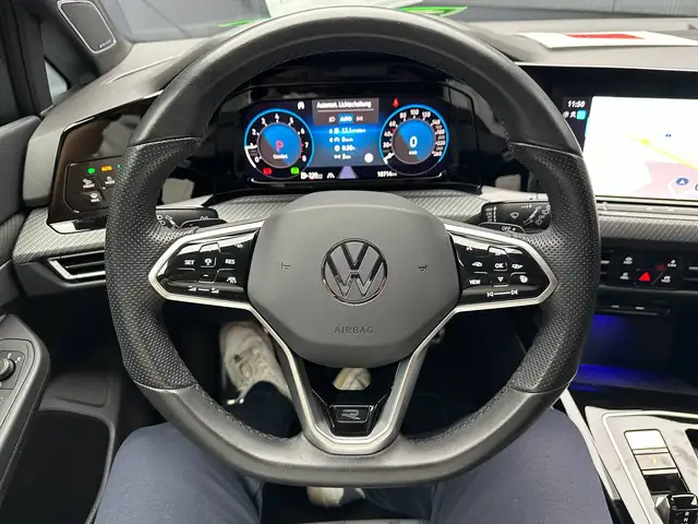 Volkswagen Golf view 16