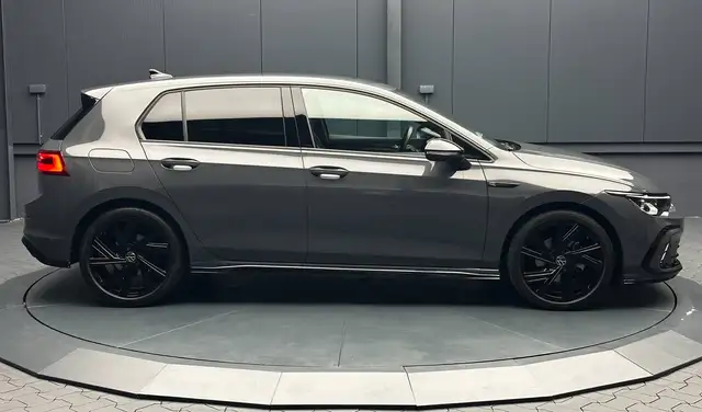 Volkswagen Golf view 6
