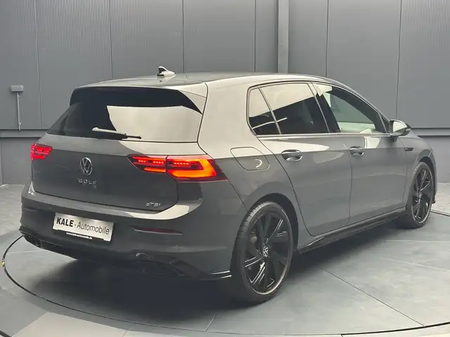 Volkswagen Golf view 5