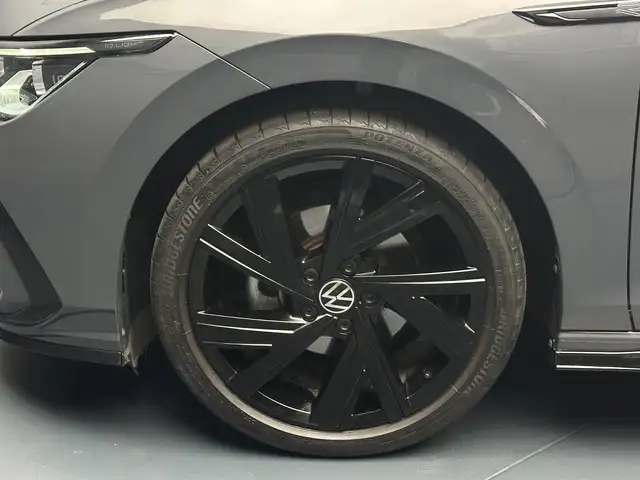 Volkswagen Golf view 9