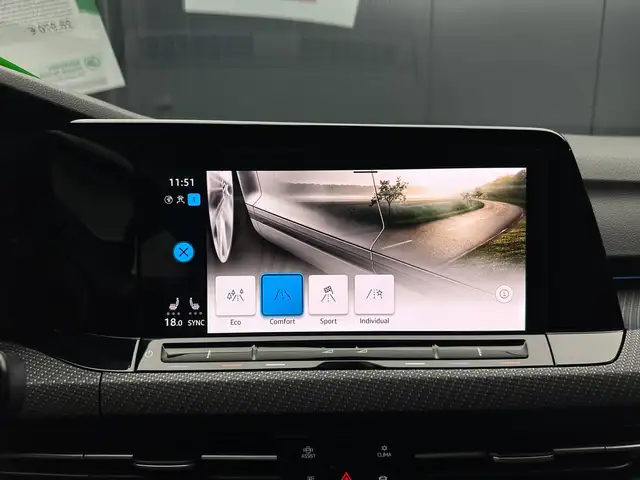 Volkswagen Golf view 22