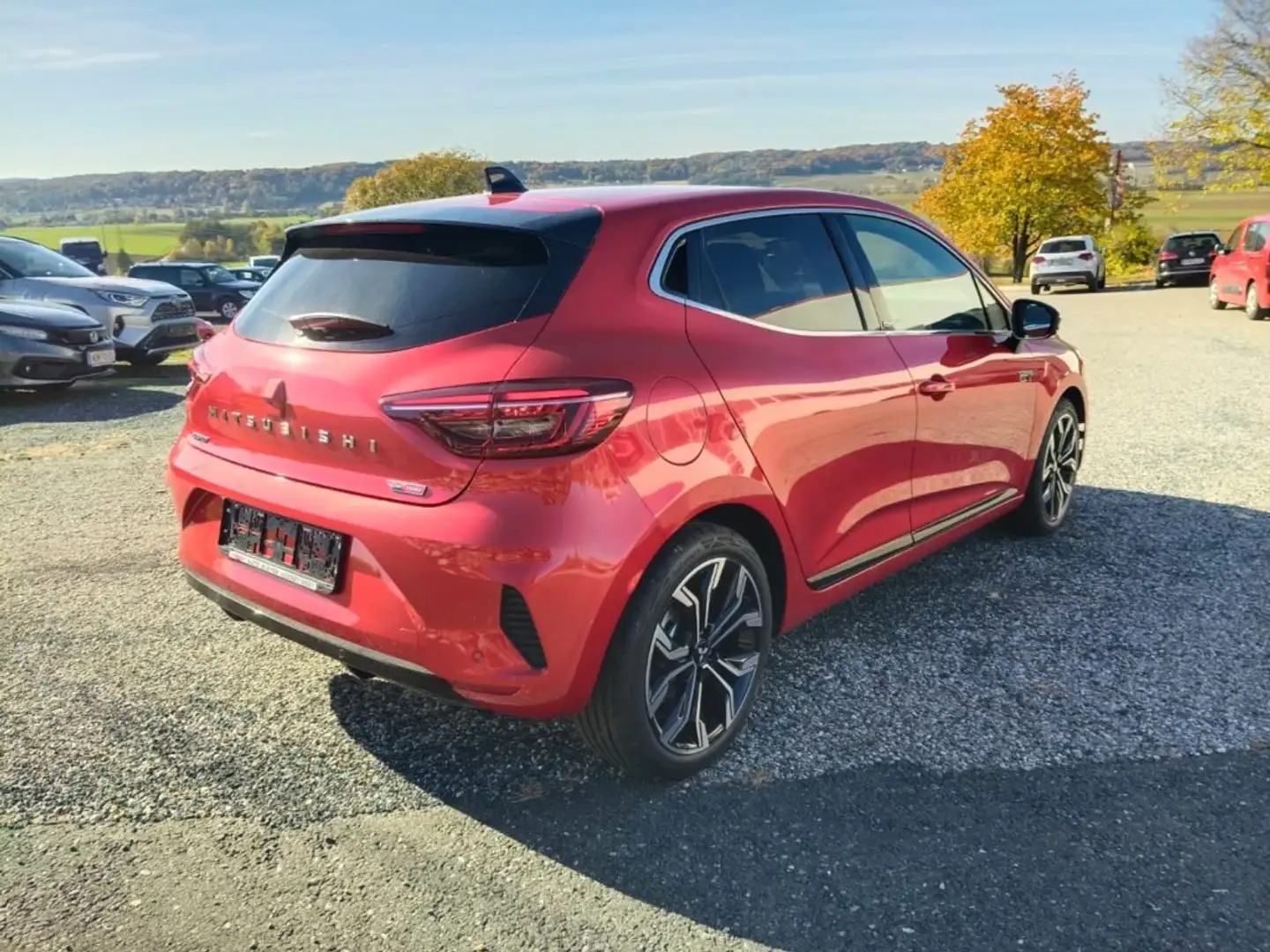 Mitsubishi Colt 1,6 HEV AUTOMATIK YUKI Intense S+C AT 25 Rot - 2