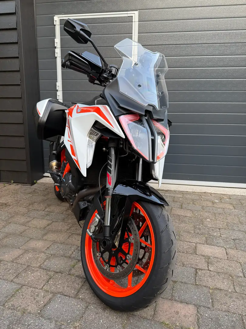 KTM 1290 Super Duke GT Biały - 1