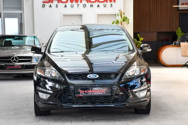 Ford Mondeo view 5