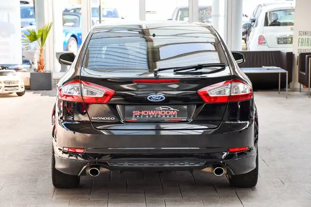 Ford Mondeo view 6