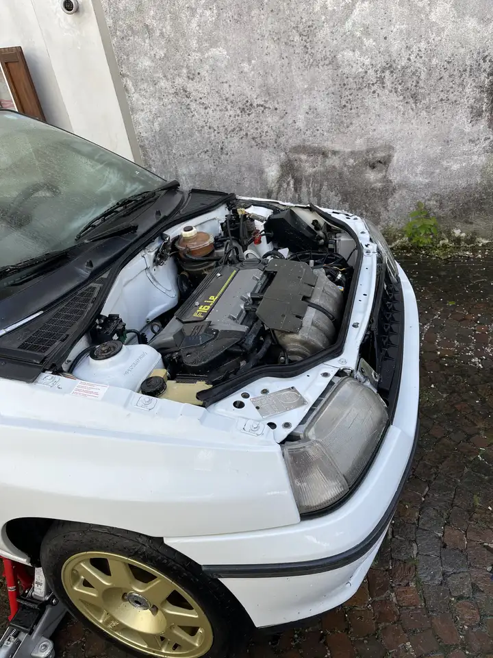 Renault Clio 3p 1.8 16v, foto 5