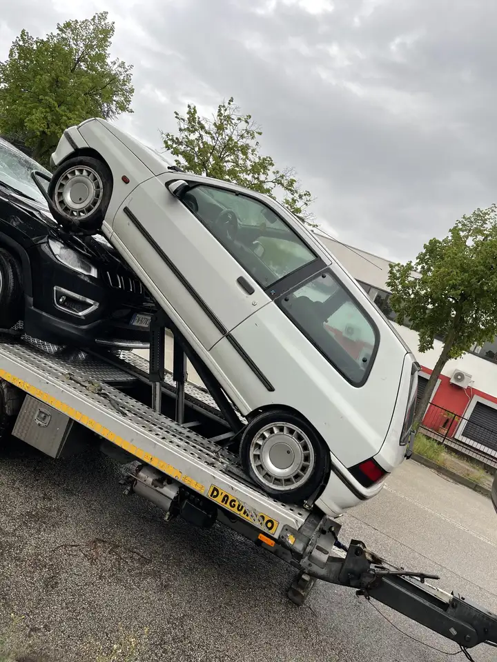 Renault Clio 3p 1.8 16v, foto 2