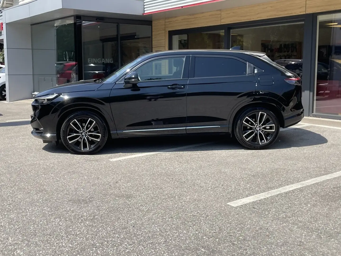Honda HR-V 1,5 i-MMD Hybrid 2WD Advance Aut. Schwarz - 2