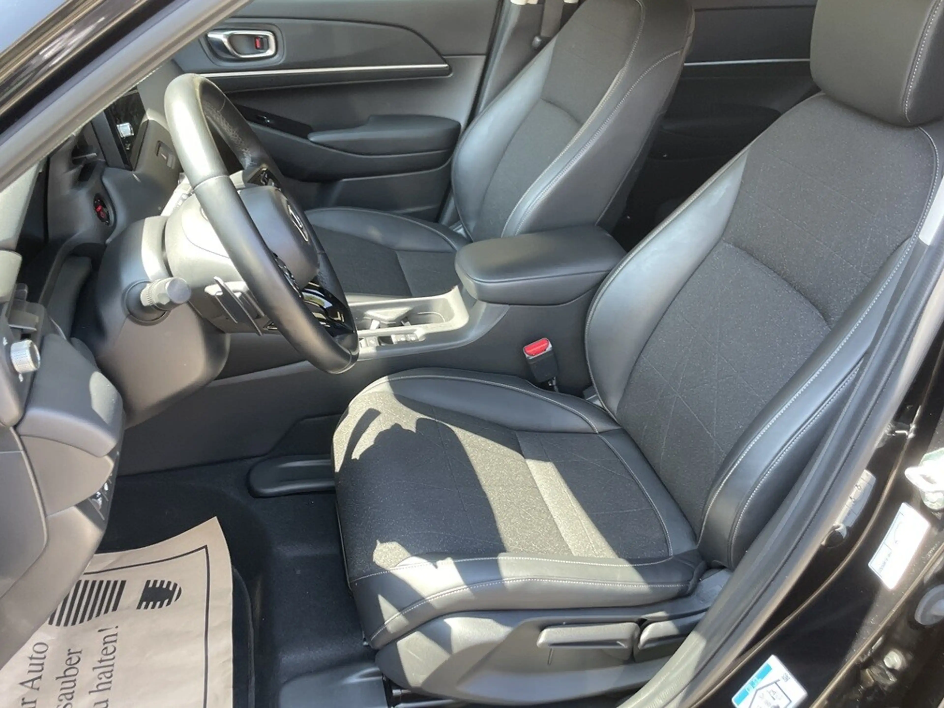 Honda HR-V 1,5 i-MMD Hybrid 2WD Advance Aut. — photo 10