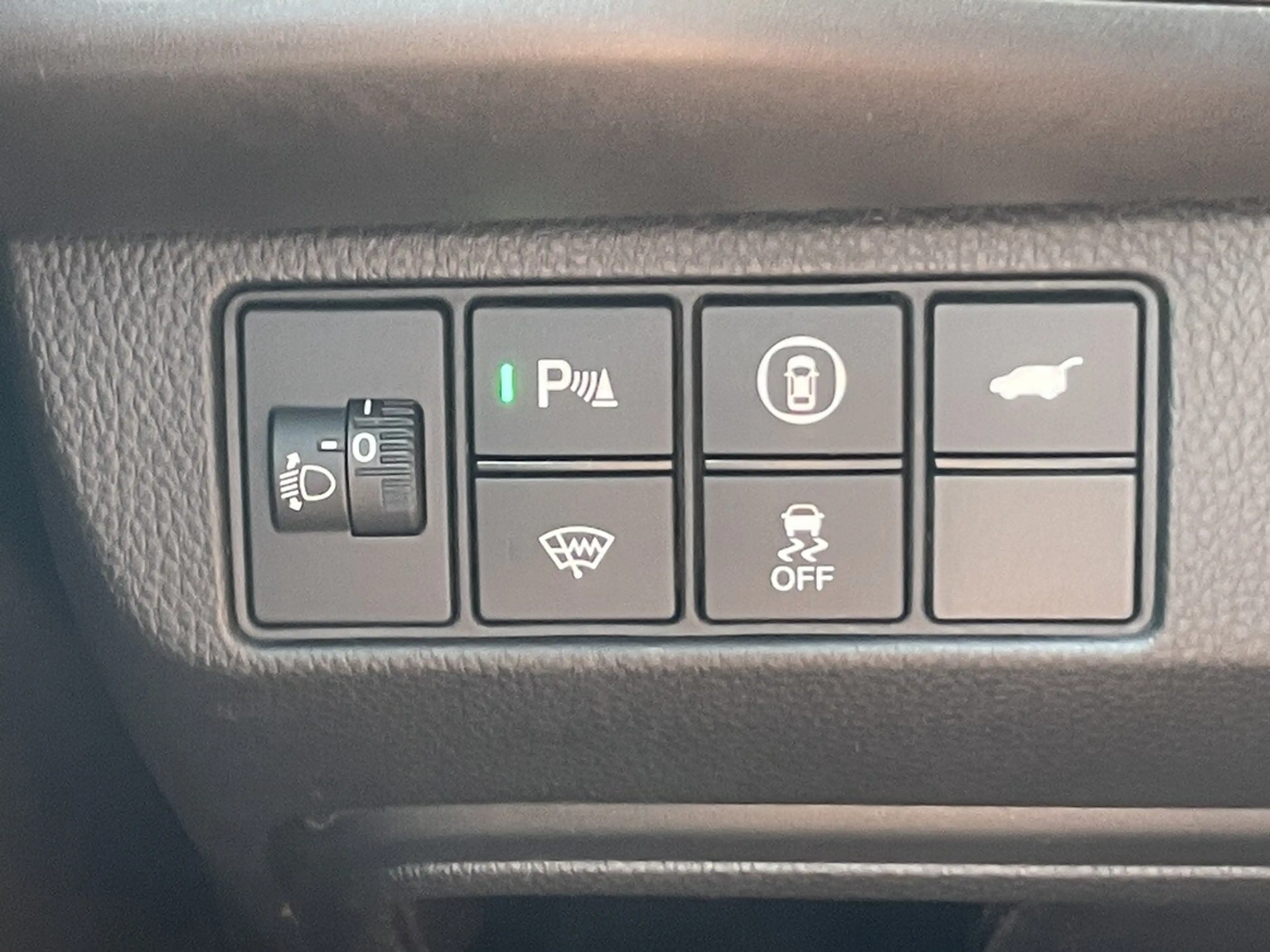 Honda HR-V 1,5 i-MMD Hybrid 2WD Advance Aut. — photo 15
