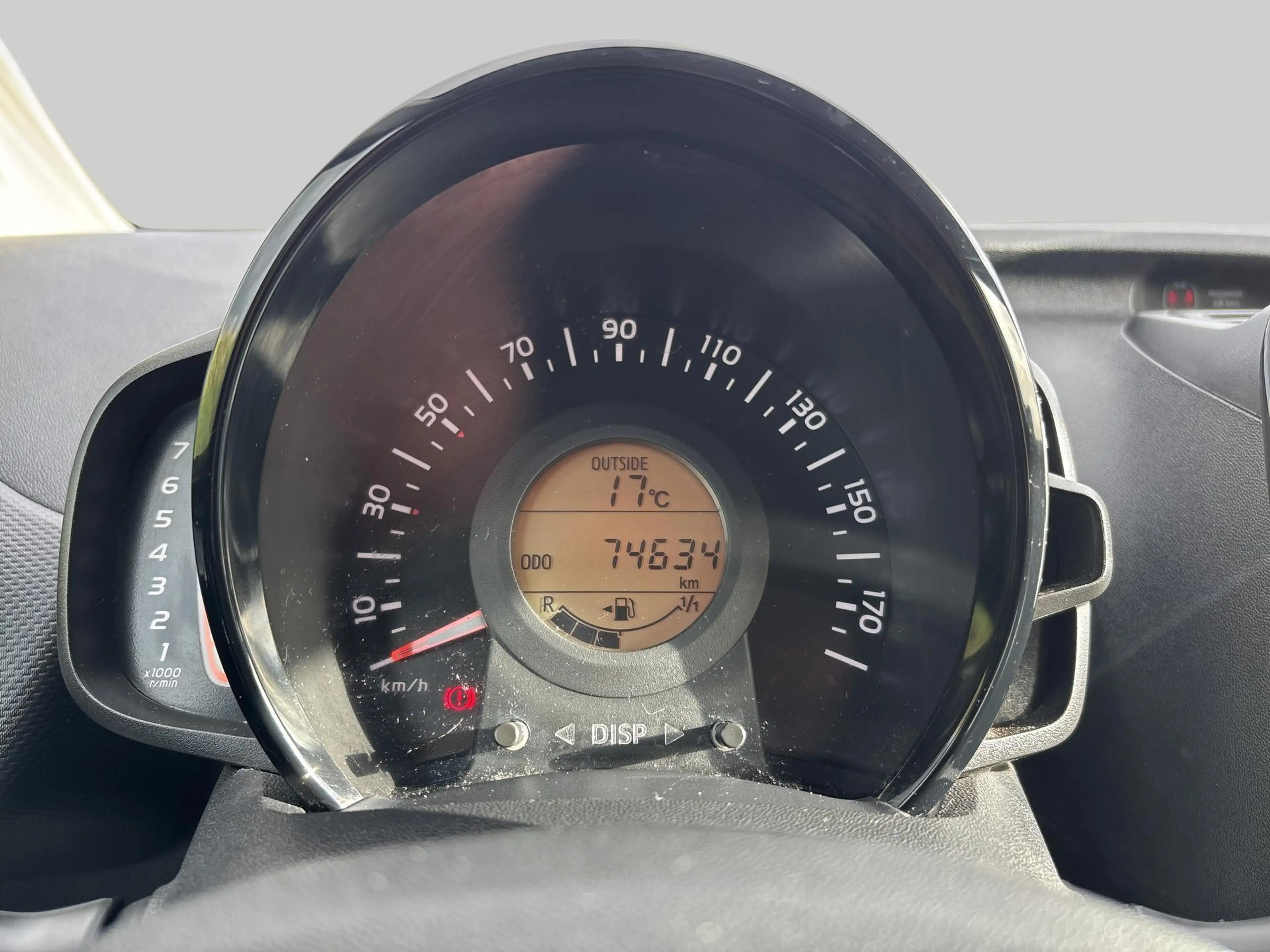 Citroen C1 1.0 VTi Shine Achteruitrijcamera — photo 15