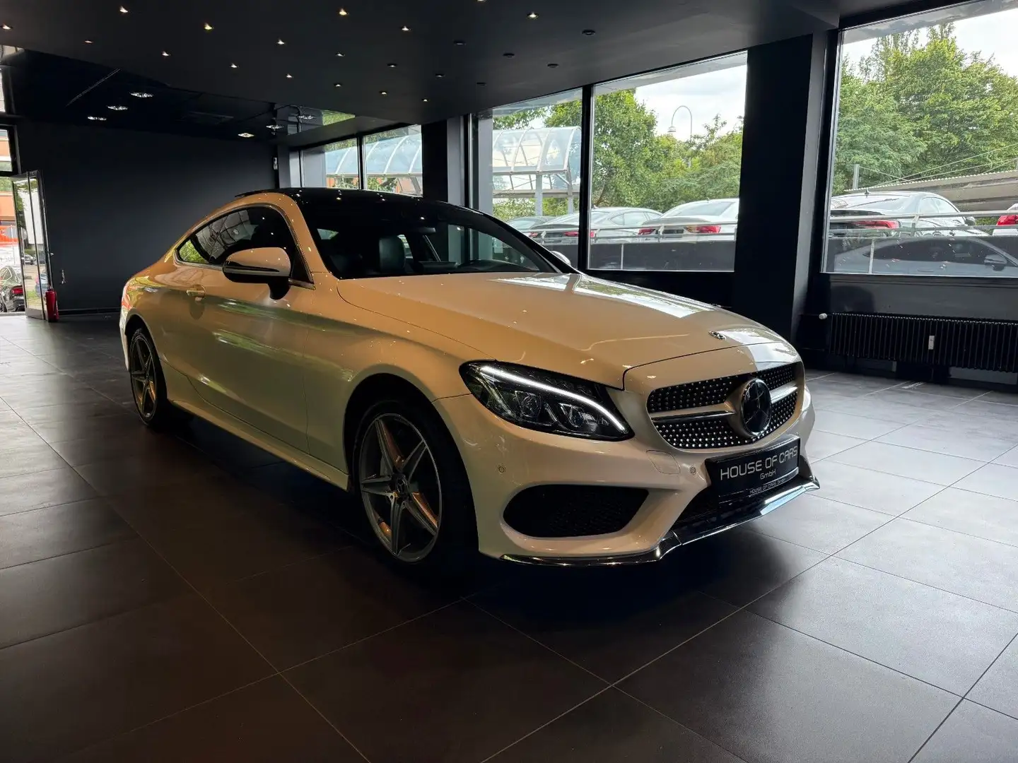Mercedes-Benz C 300 Coupe AMG-Line*Pano*Kamera*LED*Distronic Wit - 2