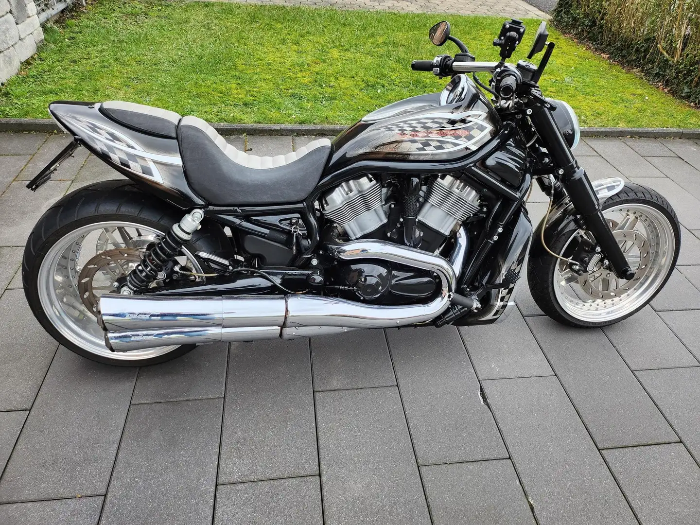 Harley-Davidson V-Rod Eyecatcher!!! Einzelstück Negro - 2