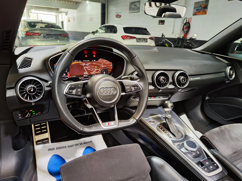 Audi TT TT Roadster 40 TFSI S tronic — photo 5