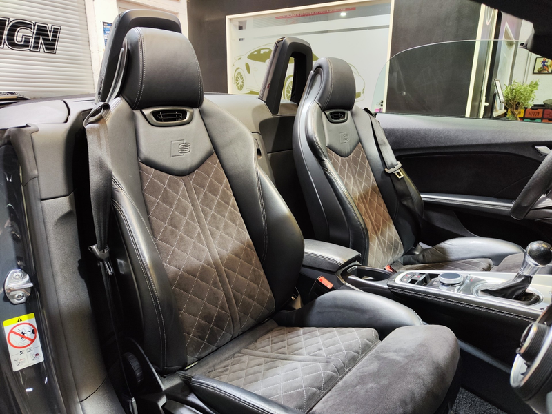 Audi TT TT Roadster 40 TFSI S tronic — photo 9