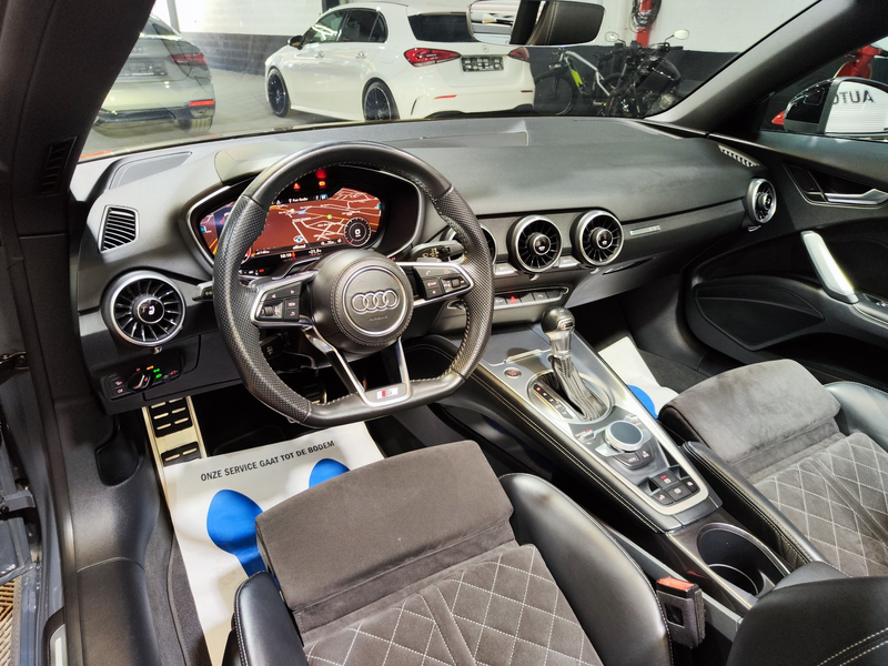 Audi TT TT Roadster 40 TFSI S tronic — photo 7